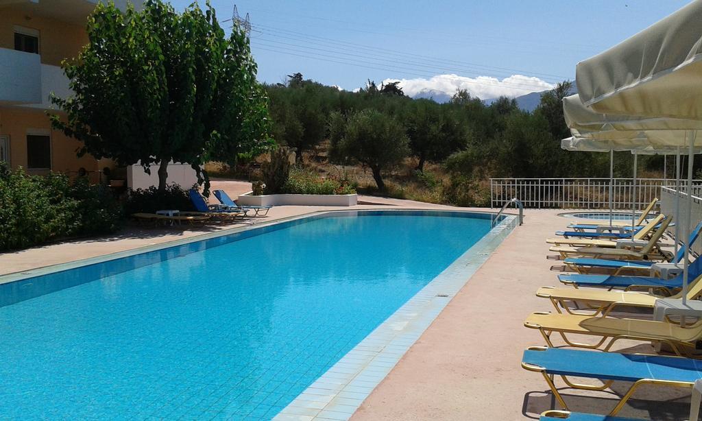 Calamon Apartments Episkopi-Chania Екстериор снимка