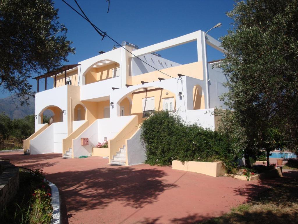 Calamon Apartments Episkopi-Chania Екстериор снимка