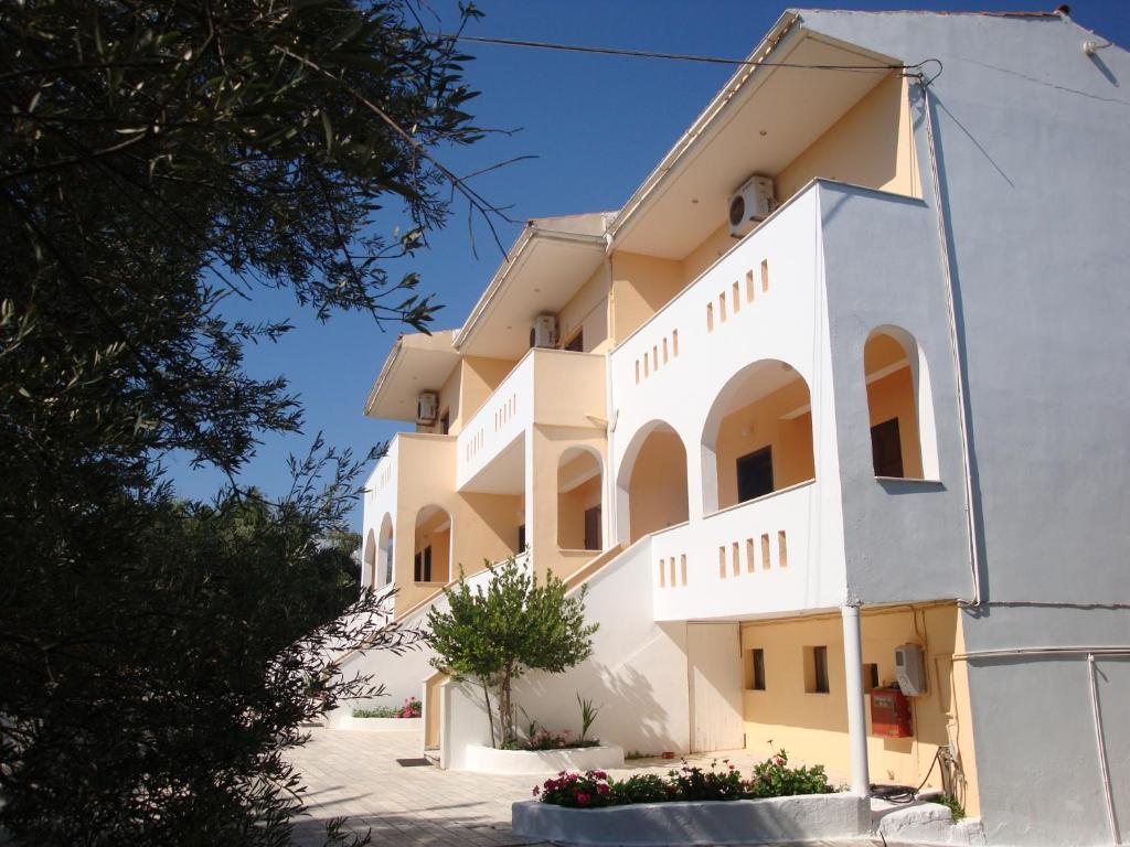 Calamon Apartments Episkopi-Chania Екстериор снимка
