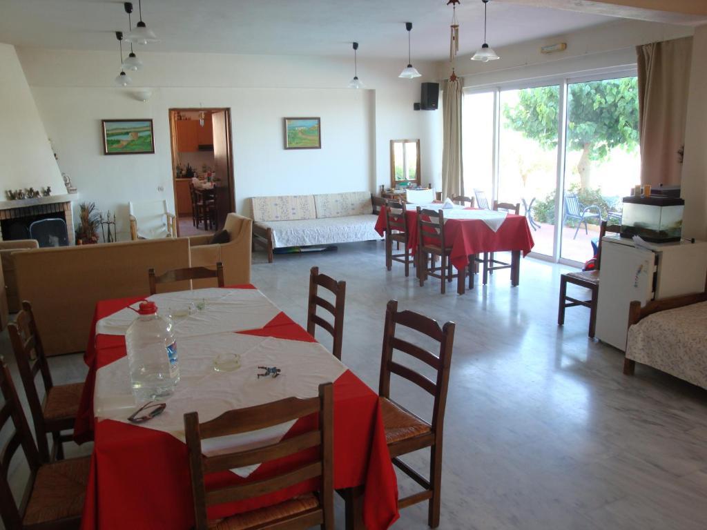 Calamon Apartments Episkopi-Chania Екстериор снимка
