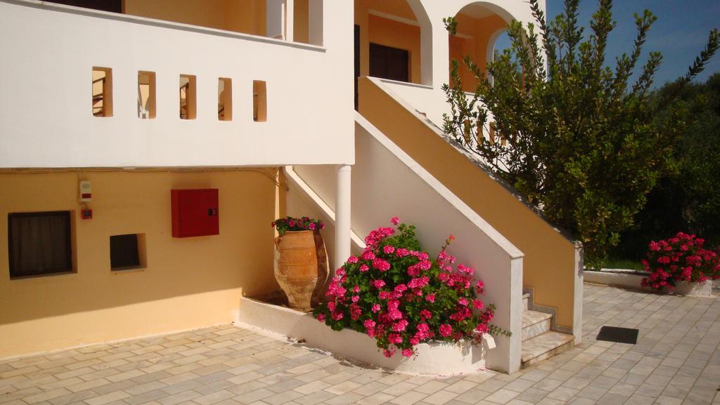 Calamon Apartments Episkopi-Chania Екстериор снимка